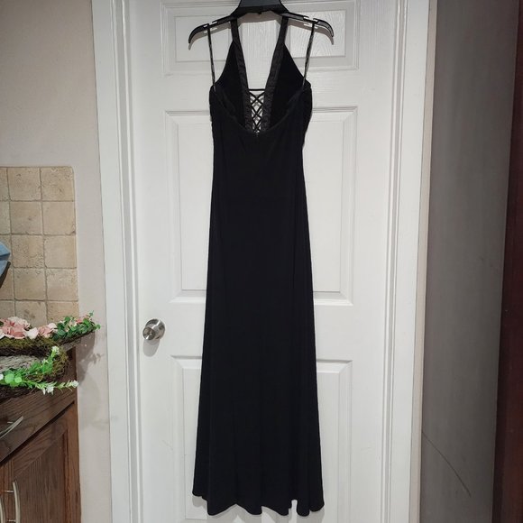 Nine 2 Nine, Size 12, Black long dress - Picture 4 of 6
